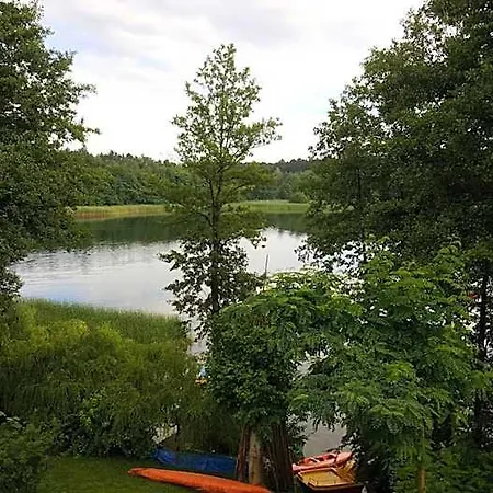 Letniskowy Nad Jeziorem W Steszewku Steszewko