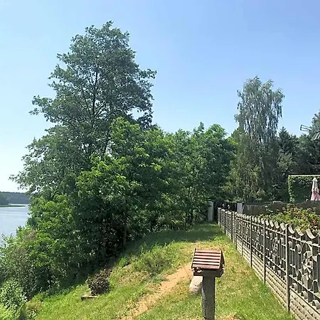 بيت خشبي Letniskowy Nad Jeziorem W Steszewku *