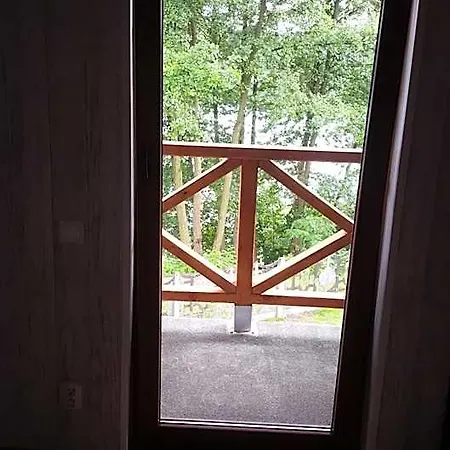 بيت خشبي Letniskowy Nad Jeziorem W Steszewku *