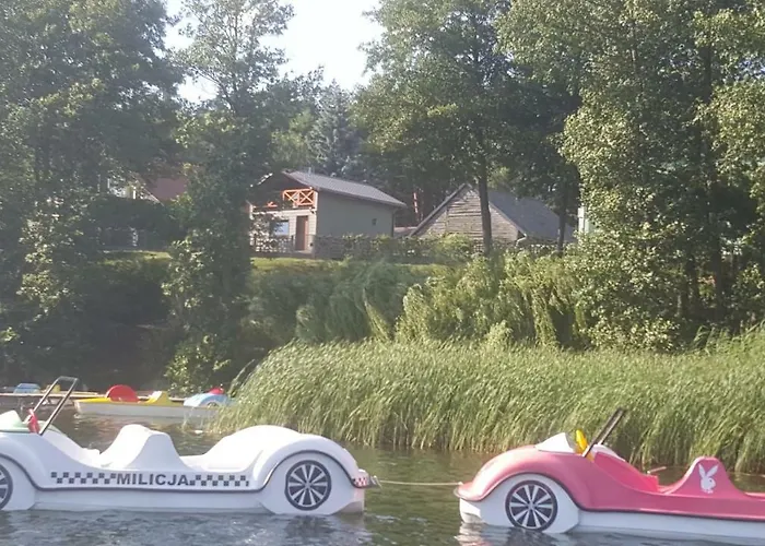 Letniskowy Nad Jeziorem W Steszewku Деревянный коттедж *